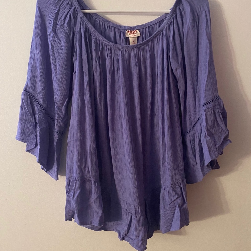 Off the shoulder long sleeve